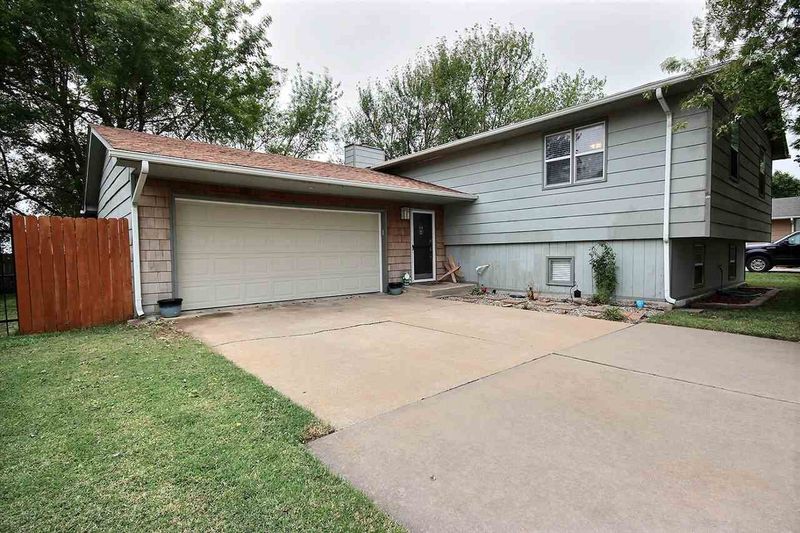 23 Shenandoah Dr, Goddard, KS 67052