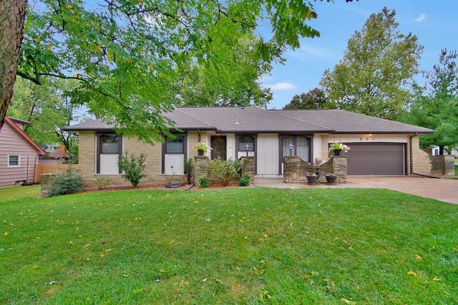 801 E Lincoln, Derby, KS 67037