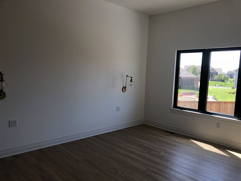 1811 N Split Rail St, Wichita, KS 67230
