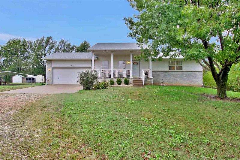 1428 E Chicago Ln, Mulvane, KS 67110