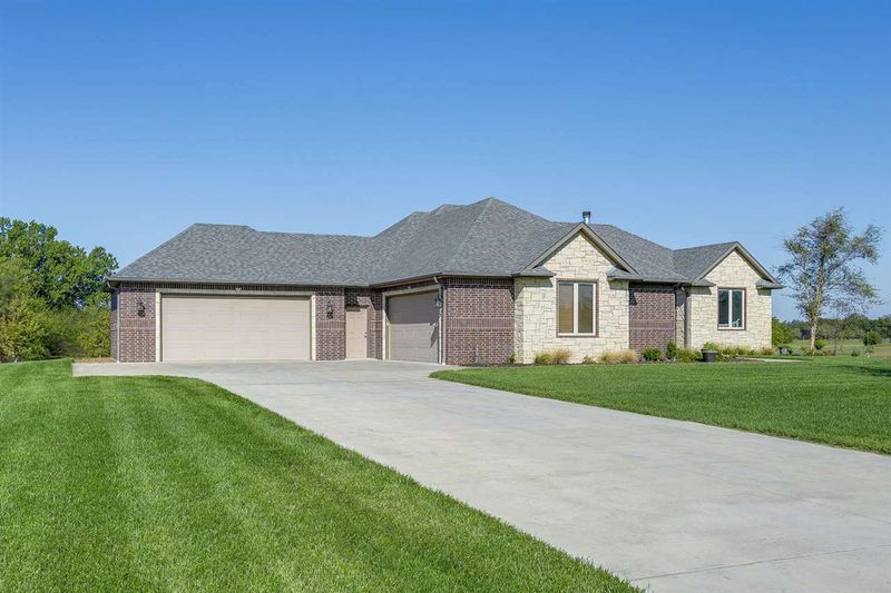10420 E 39th Ct S, Derby, KS 67037-8629