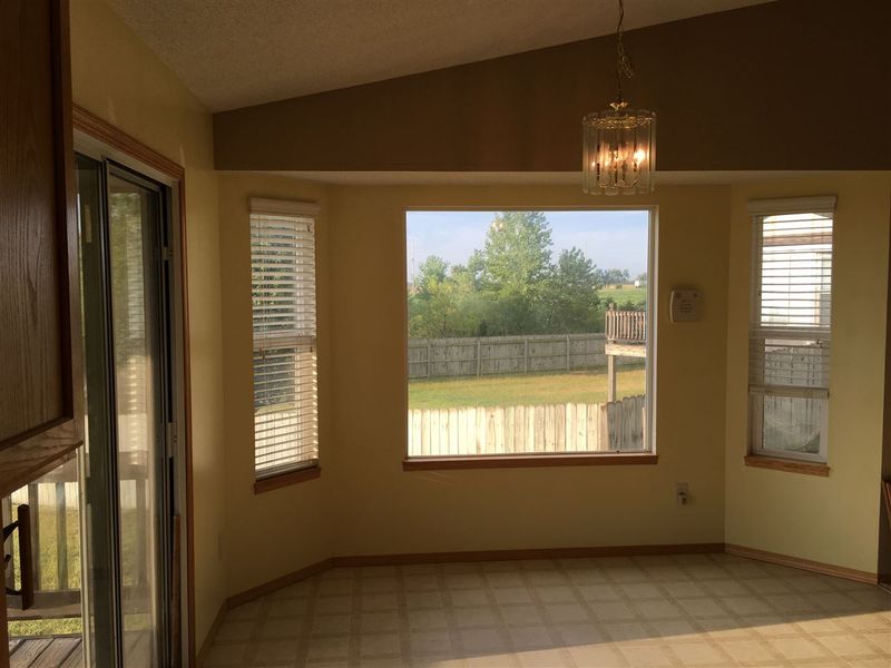 1913 E Summerwood Ct, Goddard, KS 67052