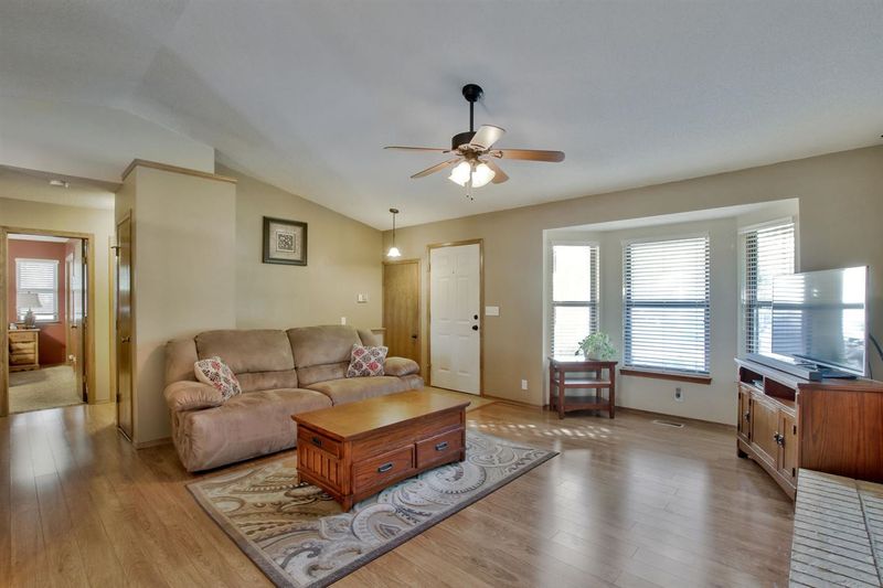 218 W Hunter St, Derby, KS 67037