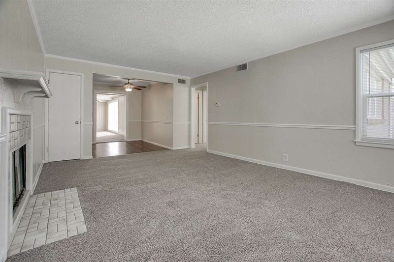 1732 S Drollinger, Wichita, KS 67218