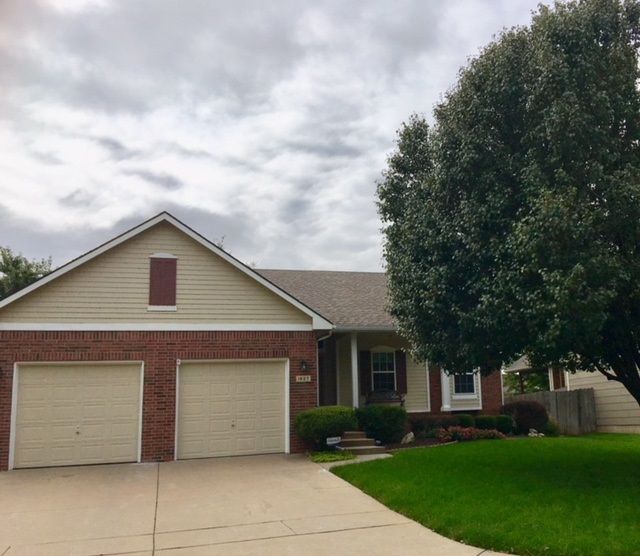 1827 E Shadow Cir, Park City, KS 67219