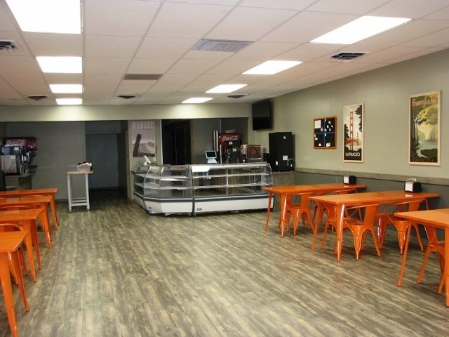 609 Main St, Winfield, KS 67156