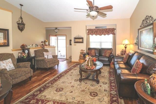 331 E Wessels Cir, Mulvane, KS 67110