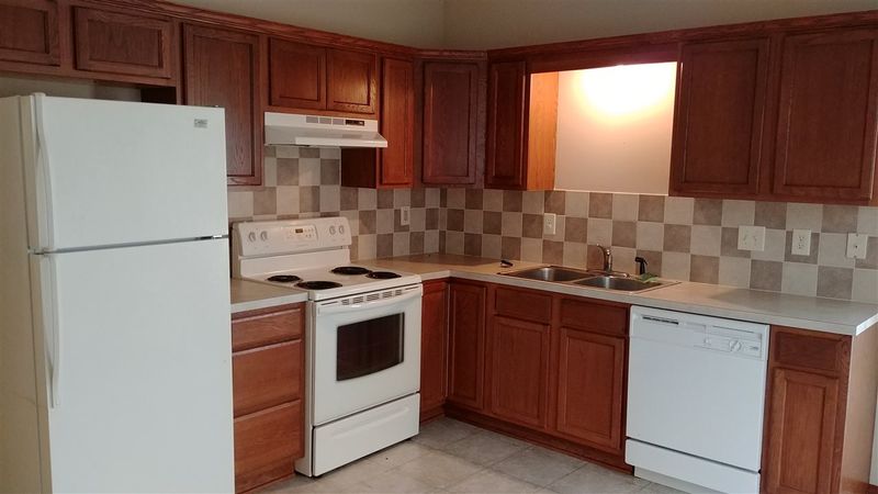9908 E Kinkaid Cir, Wichita, KS 67207