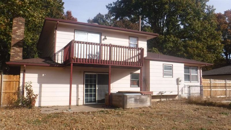 1101 Hackberry Rd, Derby, KS 67037