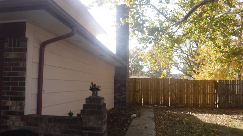 1101 Hackberry Rd, Derby, KS 67037