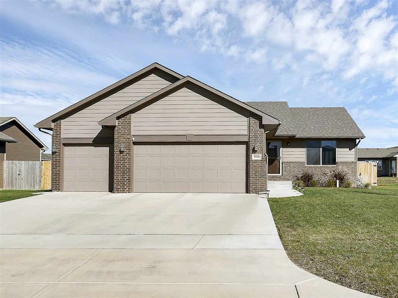 1926 E Aster, Andover, KS 67002