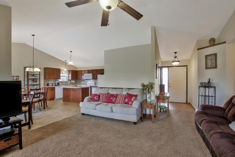 2918 N Rock Bridge St, Derby, KS 67037