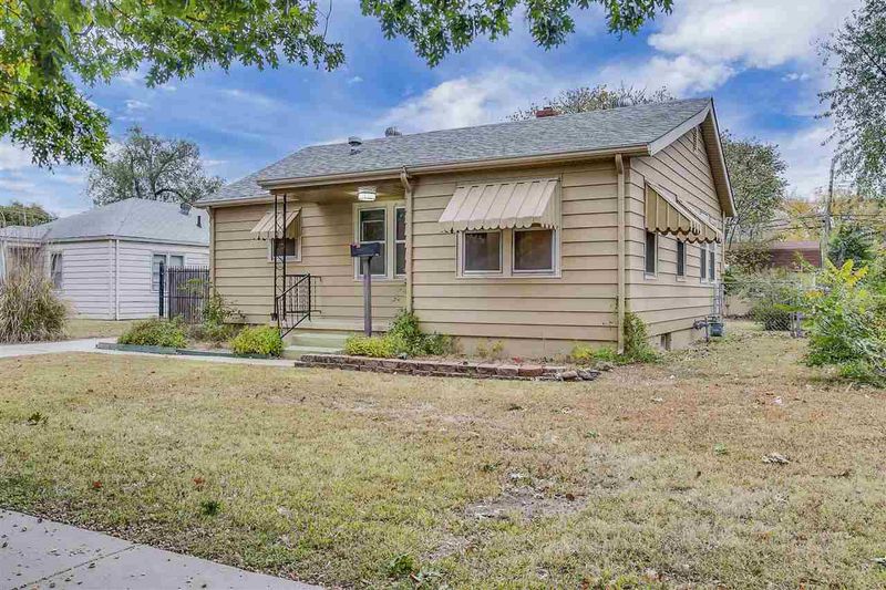 2012 S Pattie, Wichita, KS 67211