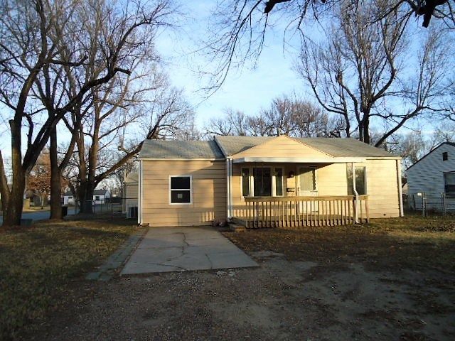 4602 S Laclede St, Wichita, KS 67217