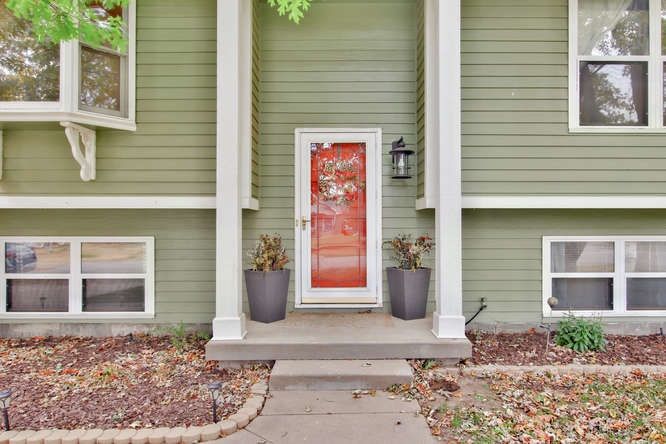 708 Opal St, Maize, KS 67101