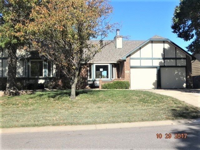 1512 Pheasant Rn, Derby, KS 67037-3634