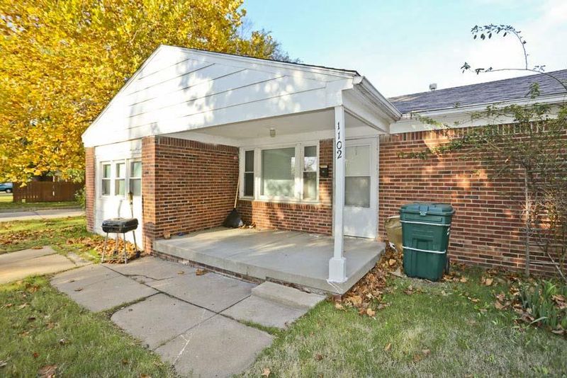 1102 E Donnell St, Wichita, KS 67216