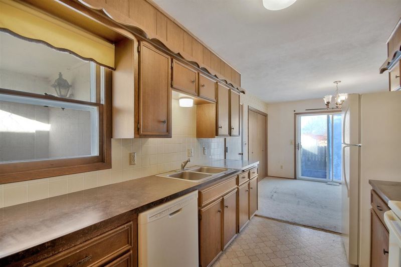 9230 E Barron Cir, Wichita, KS 67207