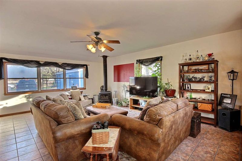 6118 E Beaver, Mulvane, KS 67110