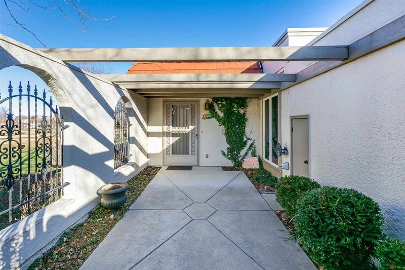 33 E Via Verde St, Wichita, KS 67230