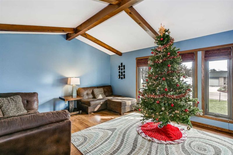 638 Marsha Dr, Andover, KS 67002-9461