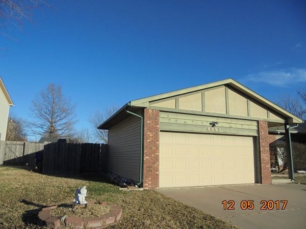 8952 E Funston, Wichita, KS 67207