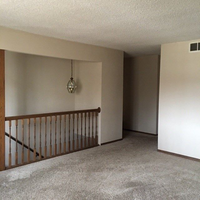 4 S Main, Goddard, KS 67052