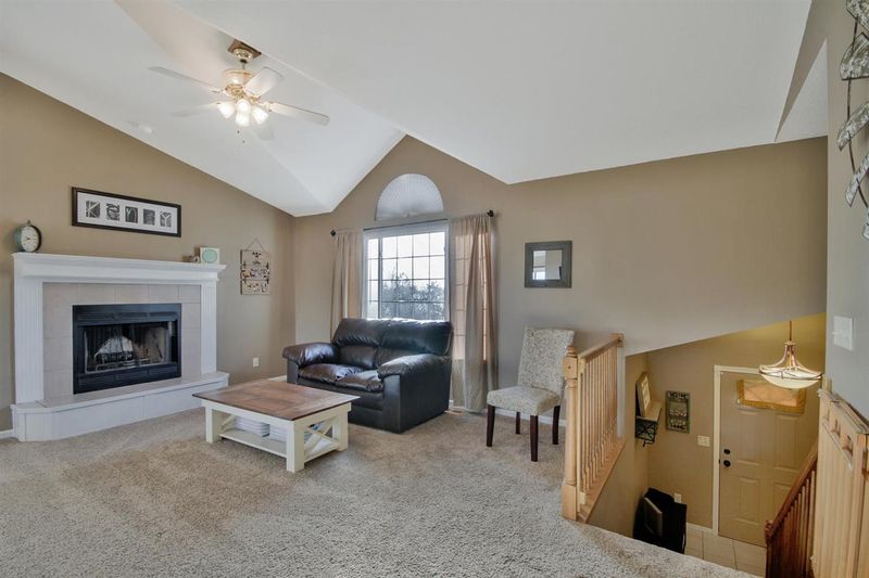 2112 E Timber Creek St, Derby, KS 67037