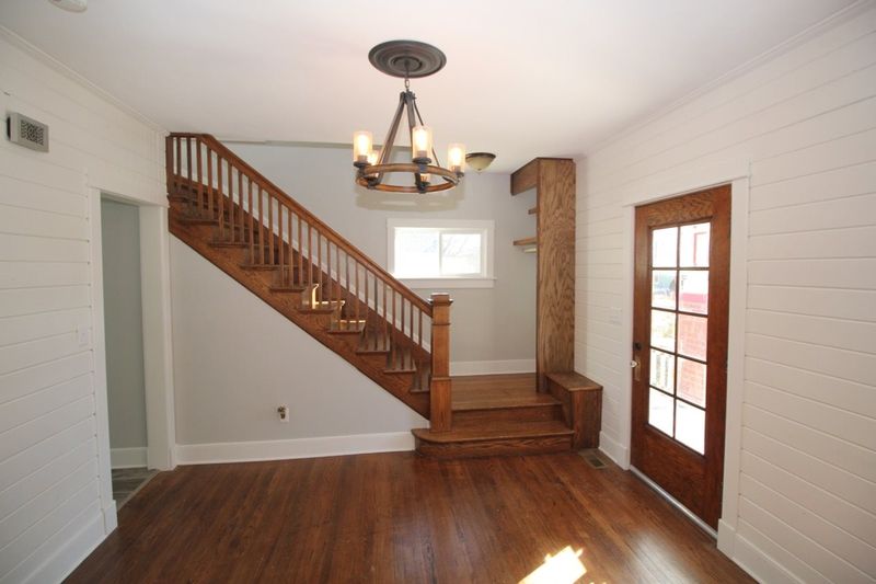 504 SE 4th, Newton, KS 67114