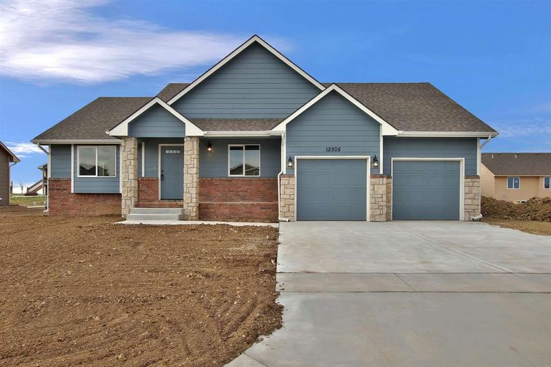 12505 E Casa Bella, Wichita, KS 67207