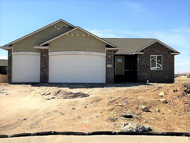 1921 E Teak Ct, Andover, KS 67002
