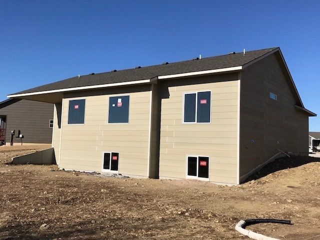 1921 E Teak Ct, Andover, KS 67002