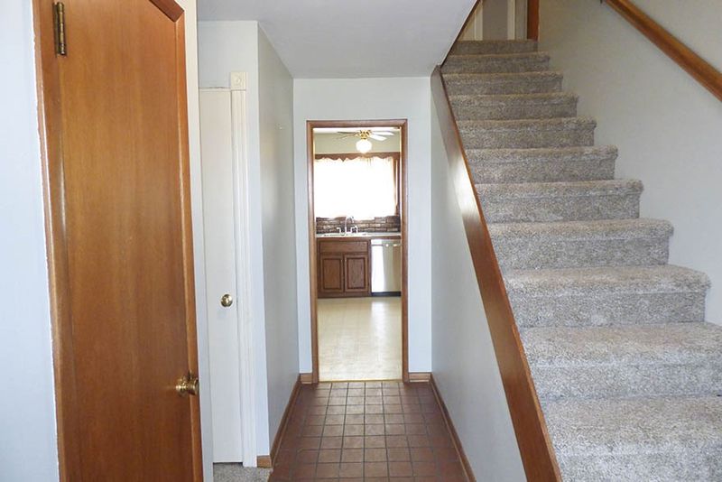 201 S Sunset Dr, Andover, KS 67002
