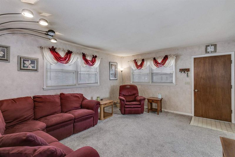 233 N Grant St, Clearwater, KS 67026