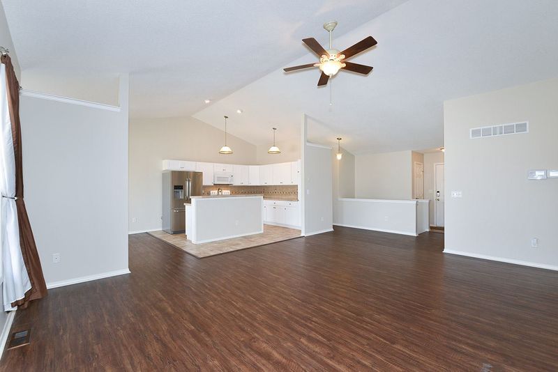 44 W Stevie Ct, Goddard, KS 67052
