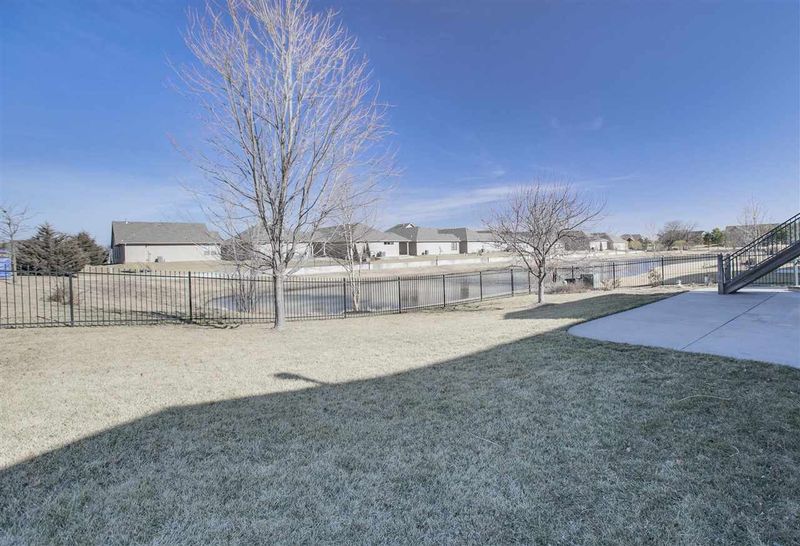 3936 N Goldenrod Ct, Maize, KS 67101