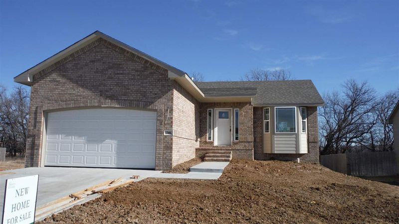 746 Hedgewood, Andover, KS 67002