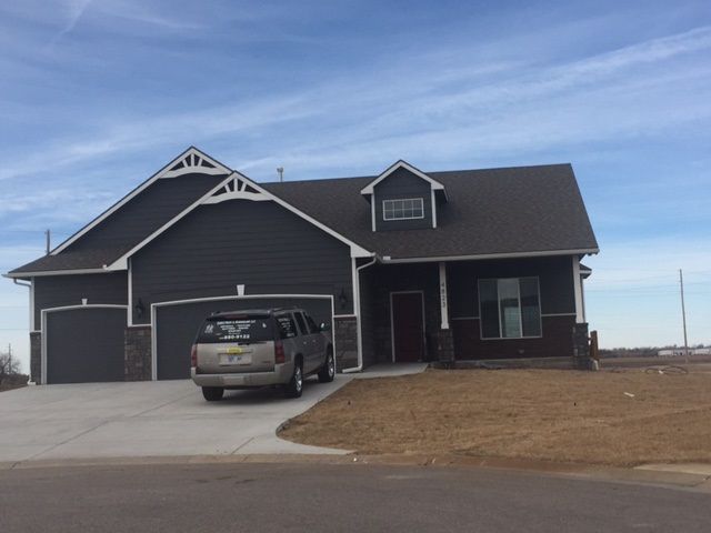 4823 N Emerald Ct, Maize, KS 67101