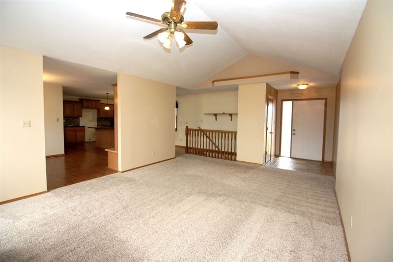 3270 SW Rustic Rd, Benton, KS 67017
