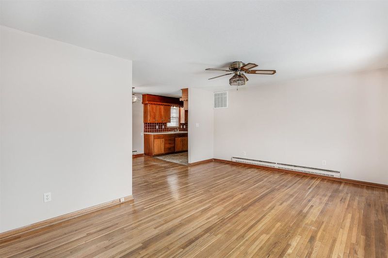 540 S Westview Dr, Derby, KS 67037