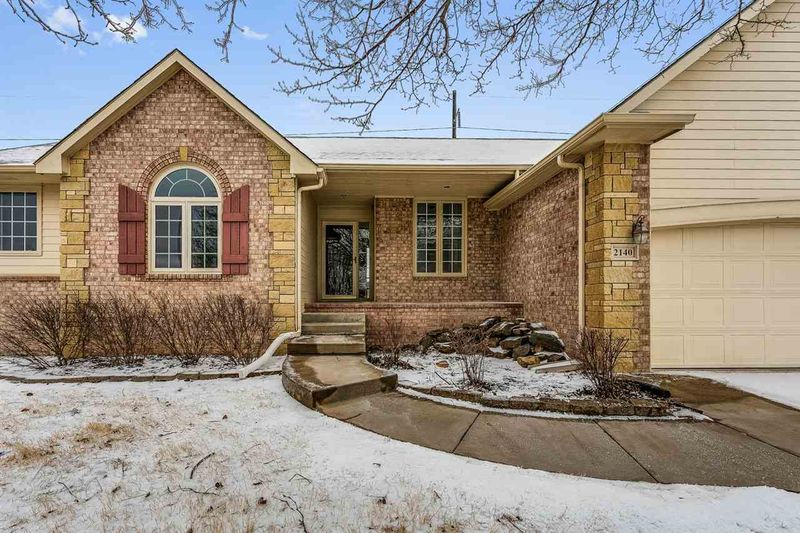 2140 S Beech St, Wichita, KS 67207