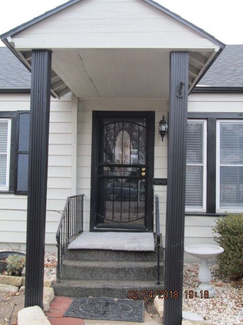 607 S Terrace Dr, Wichita, KS 67218