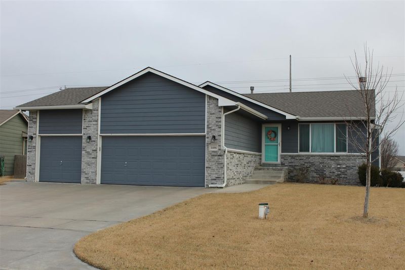 1406 N Decker St, Wichita, KS 67235