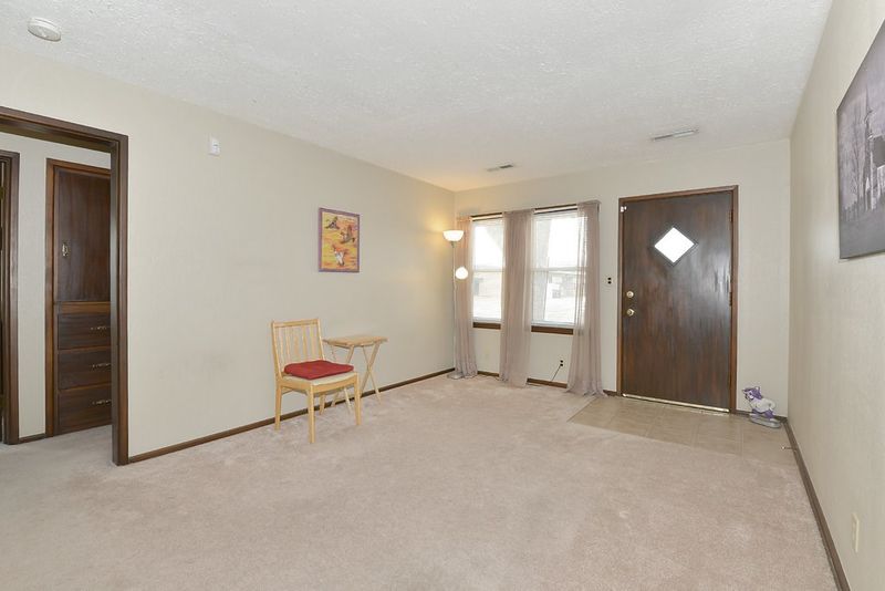 1908 S Drollinger St, Wichita, KS 67218