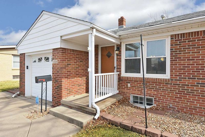 1908 S Drollinger St, Wichita, KS 67218