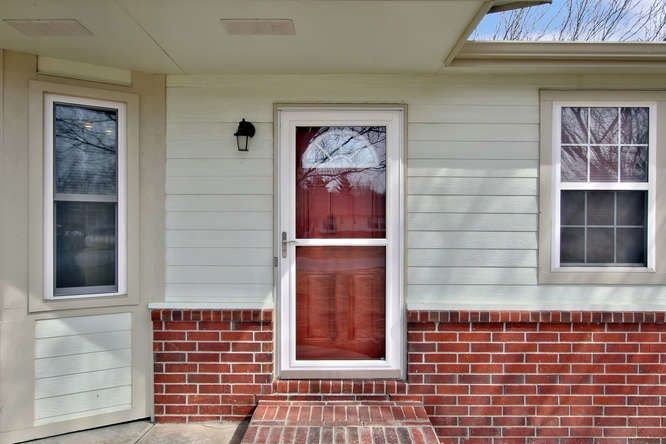 650 Dublin Dr, Andover, KS 67002
