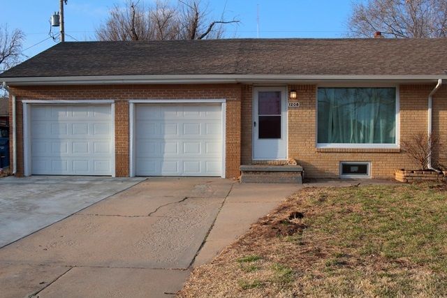 1208 W Brady, Wichita, KS 67204