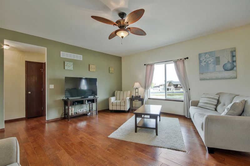 2429 E Spring Hill Ct, Goddard, KS 67052-8256
