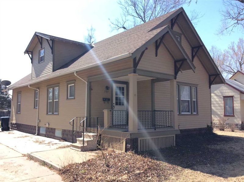 507 E 4th, Newton, KS 67114