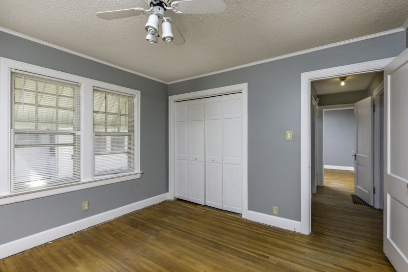 601 S Broadview, Wichita, KS 67218